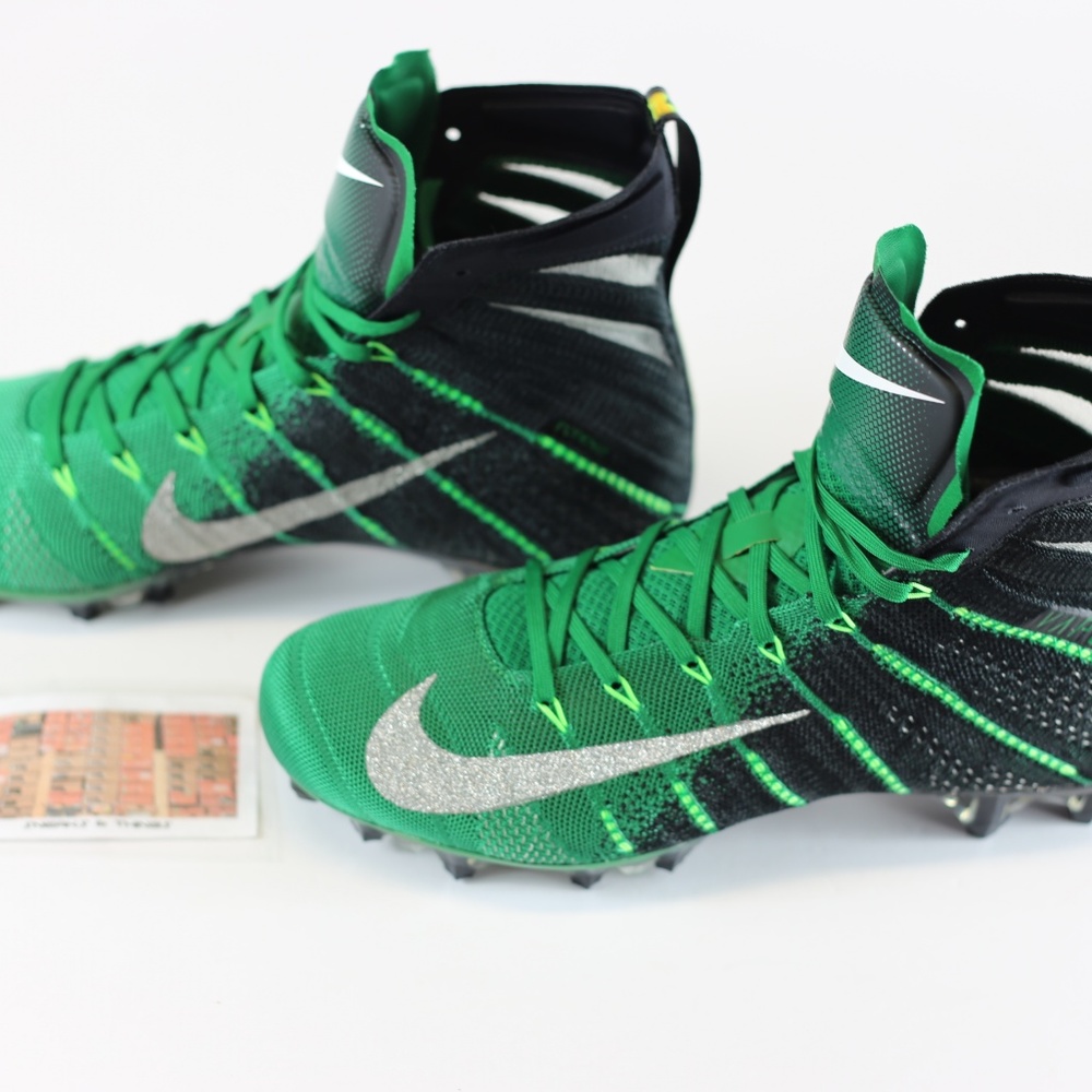 Nike Vapor Untouchable 3 Elite Football Cleats - Picture 3 of 8